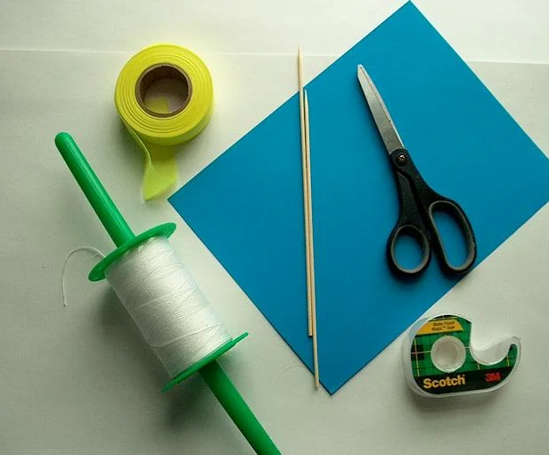 Jak vyrobit draka z papíru